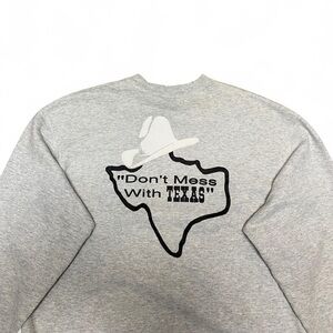Vintage lone Star steakhouse & saloon don’t mess with Texas‎ funny sweatshirt
